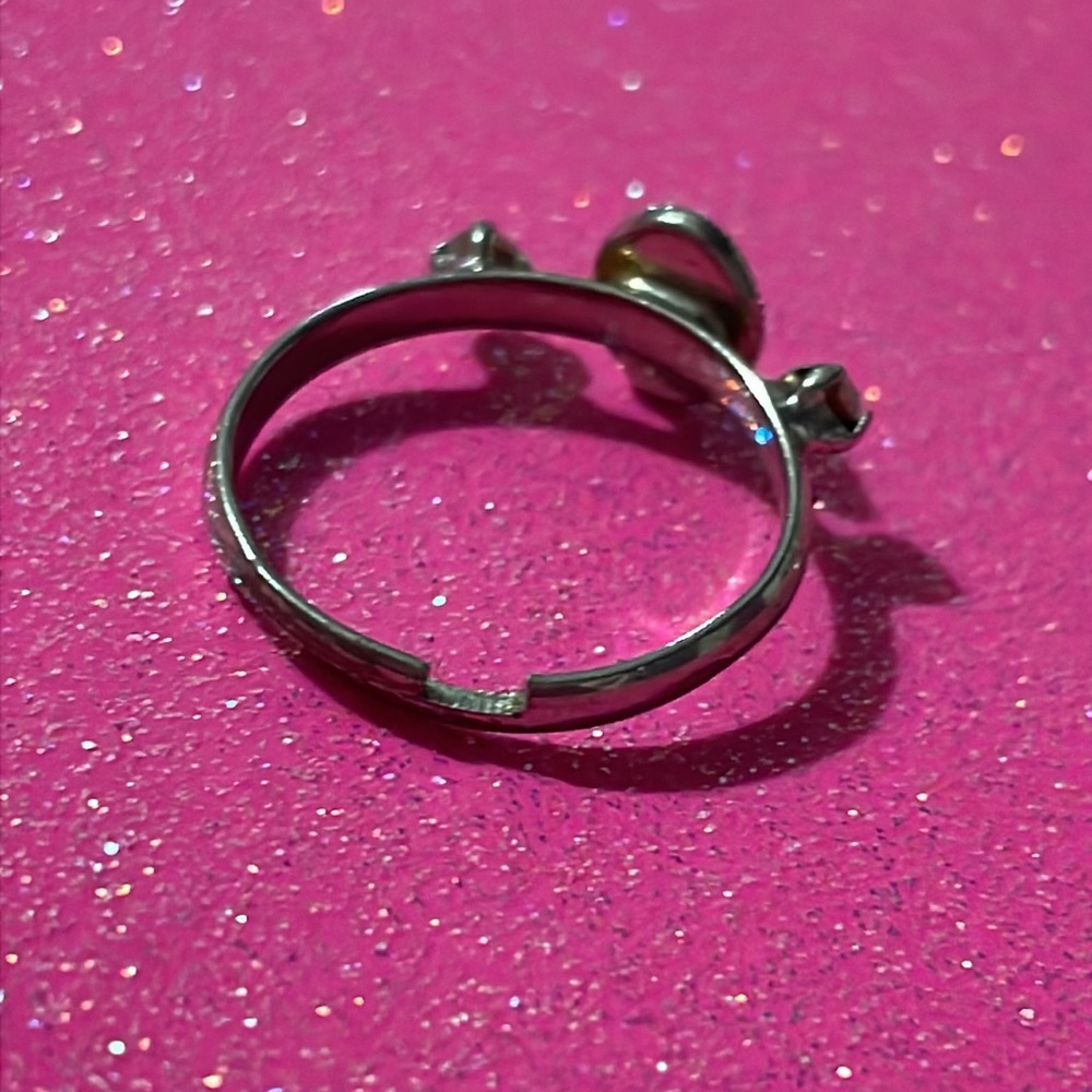iridescent ring💗💚 - Picture 5 of 6